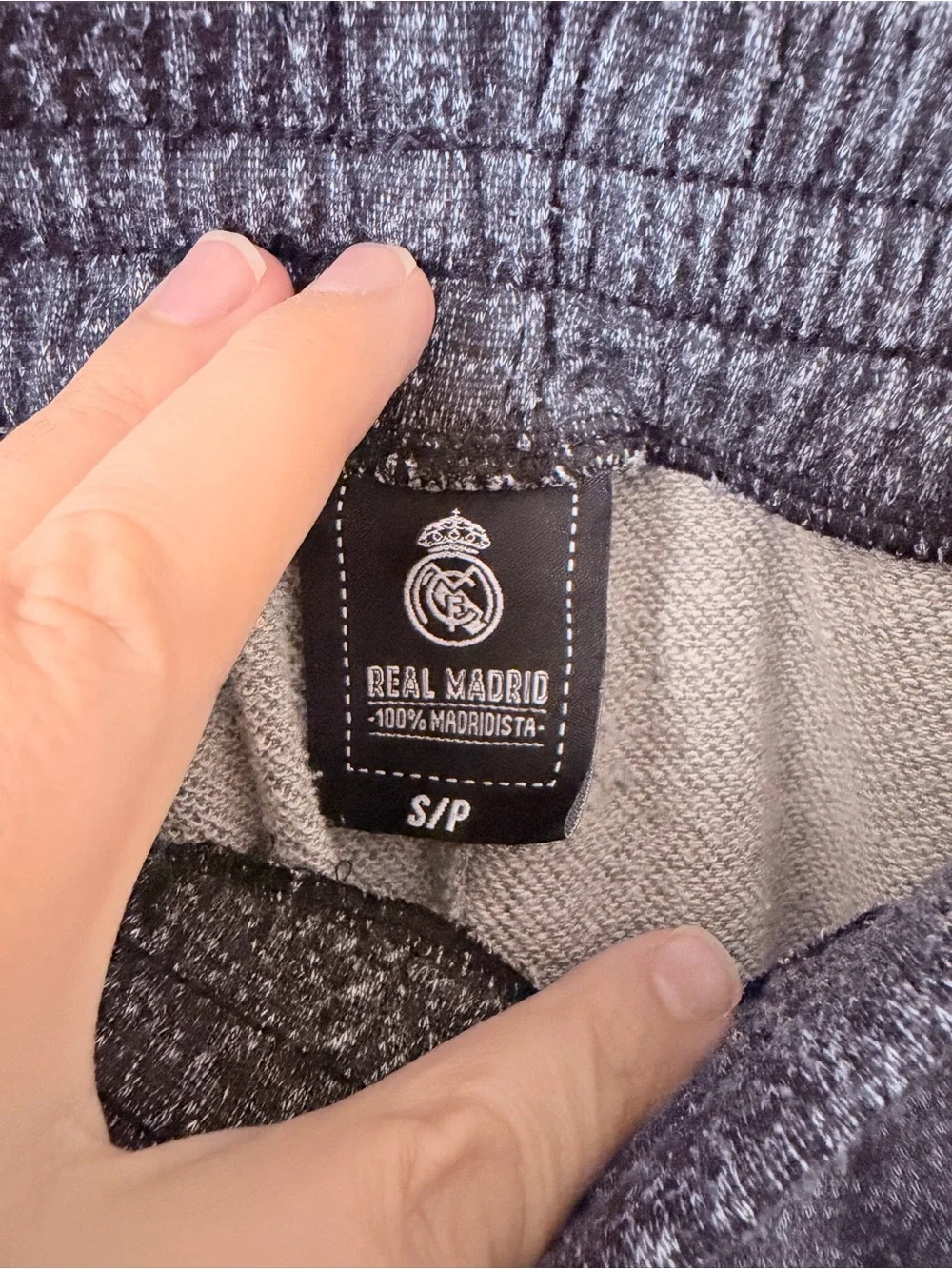 Real Madrid 100% Madridista Gray Sweat Shorts Size Small